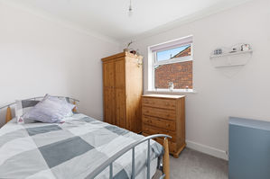 Photo 36- click for photo gallery